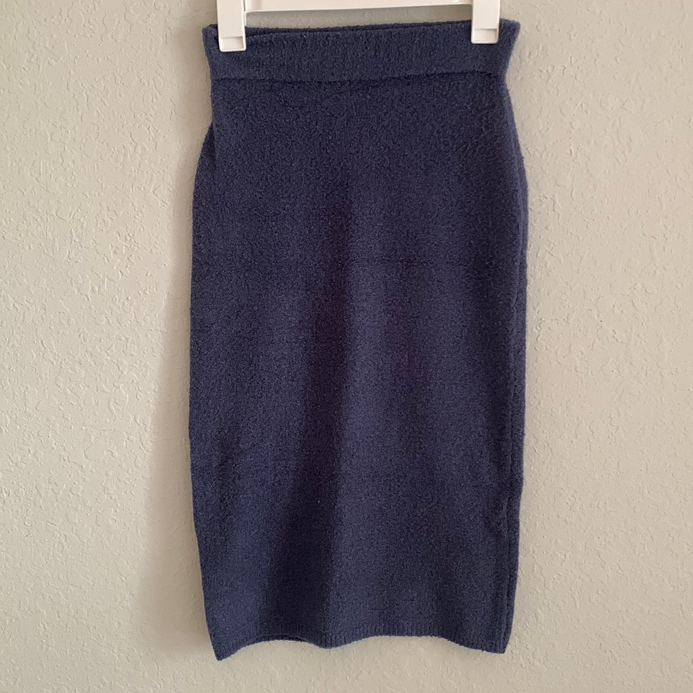 Express Skirt Set - Picture 10 of 16